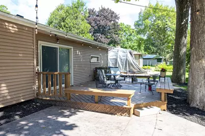 2674 Woodcrest Drive, Neenah, WI 54956 - Photo 32