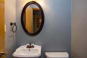 2674 Woodcrest Dr, Neenah, WI 54956 - Photo 26