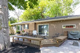 2674 Woodcrest Dr, Neenah, WI 54956 - Photo 30