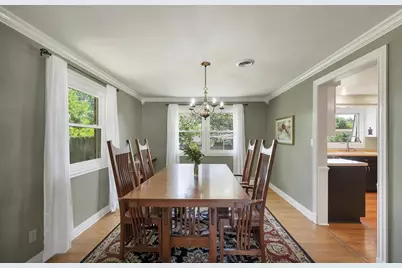 3241 Bitters Court, Green Bay, WI 54301 - Photo 6