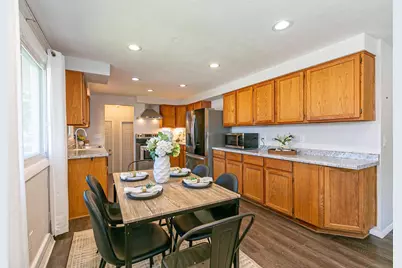 2514 N Owaissa Street, Appleton, WI 54911 - Photo 8