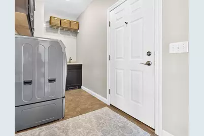 1579 Lone Oak Drive, Neenah, WI 54956 - Photo 34