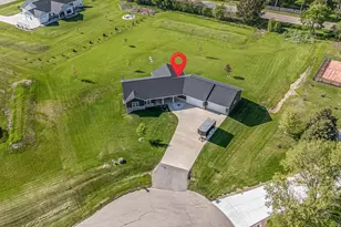 5412 Wildwood Ct, Winneconne, WI 54986 - Photo 4