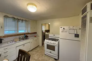 1046 S Evergreen St, Shawano, WI 54166 - Photo 2