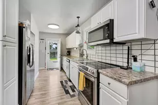 707 E Randall St, Appleton, WI 54911 - Photo 12
