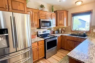 737 Konnor Ct, Omro, WI 54963 - Photo 8