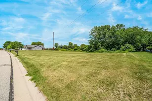 2209 High Meadows Ln, Neenah, WI 54956 - Photo 44