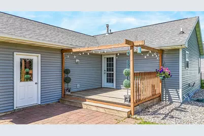 2209 High Meadows Lane, Neenah, WI 54956 - Photo 38