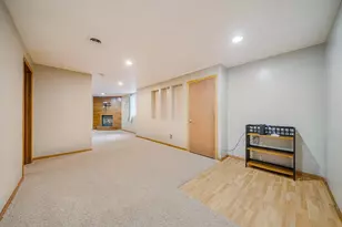 2209 High Meadows Ln, Neenah, WI 54956 - Photo 28