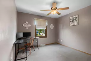 N9443 Handel Dr, Appleton, WI 54915 - Photo 34