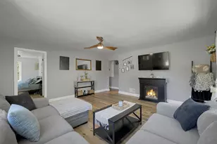 1016 S 7th St, De Pere, WI 54115 - Photo 8