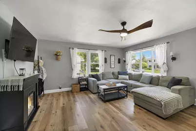 1016 S 7th Street, De Pere, WI 54115 - Photo 6