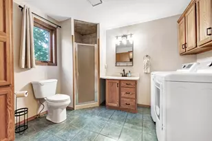 2035 S Point Rd, Green Bay, WI 54313 - Photo 14