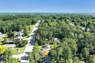 2035 S Point Rd, Green Bay, WI 54313 - Photo 36