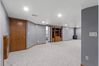702 Carol Lane, Pulaski, WI 54162 - Photo 52