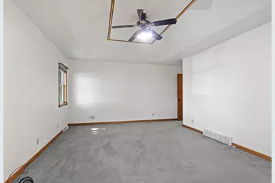 702 Carol Lane, Pulaski, WI 54162 - Photo 40