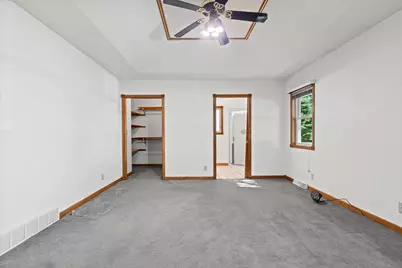 702 Carol Lane, Pulaski, WI 54162 - Photo 36