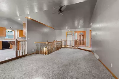 702 Carol Lane, Pulaski, WI 54162 - Photo 8