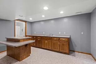702 Carol Ln, Pulaski, WI 54162 - Photo 44