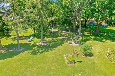 169 W 25th Avenue, Oshkosh, WI 54902 - Photo 12