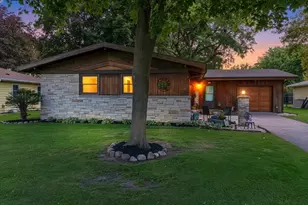 169 W 25th Ave, Oshkosh, WI 54902 - Photo 58