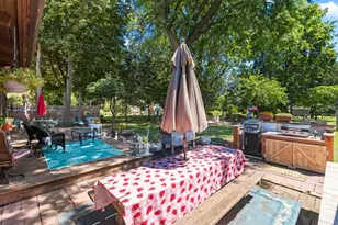 169 W 25th Ave, Oshkosh, WI 54902 - Photo 8