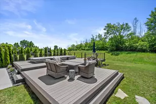 335 Deer Meadow Dr, Fredonia, WI 53021 - Photo 36