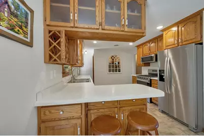 2734 Pioneer Drive, Green Bay, WI 54313 - Photo 48