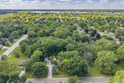 2734 Pioneer Drive, Green Bay, WI 54313 - Photo 68