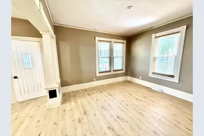 284 4th Street, Fond du Lac, WI 54935 - Photo 4
