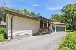 1019 S 6th St, De Pere, WI 54115 - Photo 30
