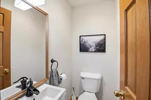 1019 S 6th St, De Pere, WI 54115 - Photo 16