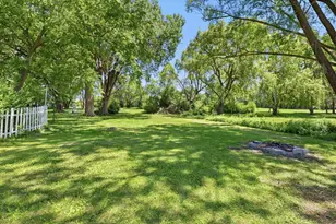 1019 S 6th St, De Pere, WI 54115 - Photo 28