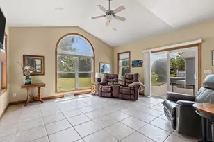 477 Dalton Rd, Neenah, WI 54956 - Photo 10