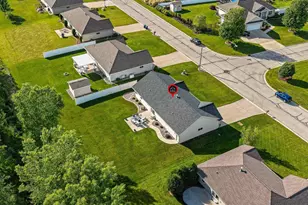 1172 Lansdale Cir, De Pere, WI 54115 - Photo 54