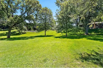 2758 Otto Court, Green Bay, WI 54313 - Photo 10