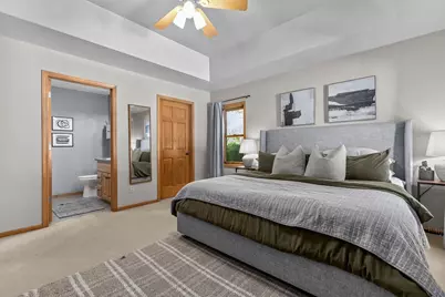 W5546 Mutzy Way, Appleton, WI 54915 - Photo 16