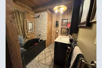 35537 Log House Lane, Prairie Du Chien, WI 53821 - Photo 20