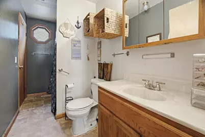 613 Shawano Avenue, Oshkosh, WI 54901 - Photo 10