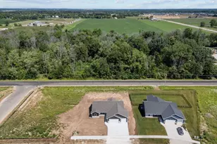 W5758 Cork Ln, Menasha, WI 54952 - Photo 40