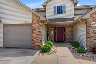 516 River Rd, Columbus, WI 53925 - Photo 2