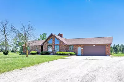 3760 Farmstead Road, Green Bay, WI 54311 - Photo 2