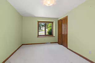 213 Broadview Dr, Green Bay, WI 54301 - Photo 26