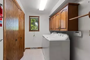213 Broadview Dr, Green Bay, WI 54301 - Photo 28