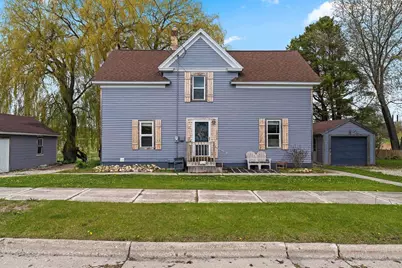 1215 Navarino Street, Algoma, WI 54201 - Photo 2