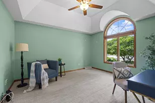 8045 Saquaro Ct, Neenah, WI 54956 - Photo 36