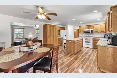 2146 Deer Point Lane, De Pere, WI 54115 - Photo 10