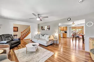 2146 Deer Point Ln, De Pere, WI 54115 - Photo 8