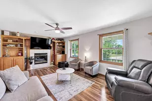 2146 Deer Point Ln, De Pere, WI 54115 - Photo 6