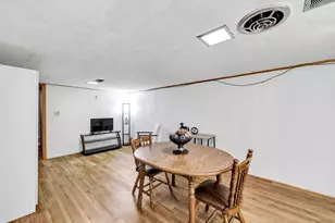 833 Spruce St, De Pere, WI 54115 - Photo 16